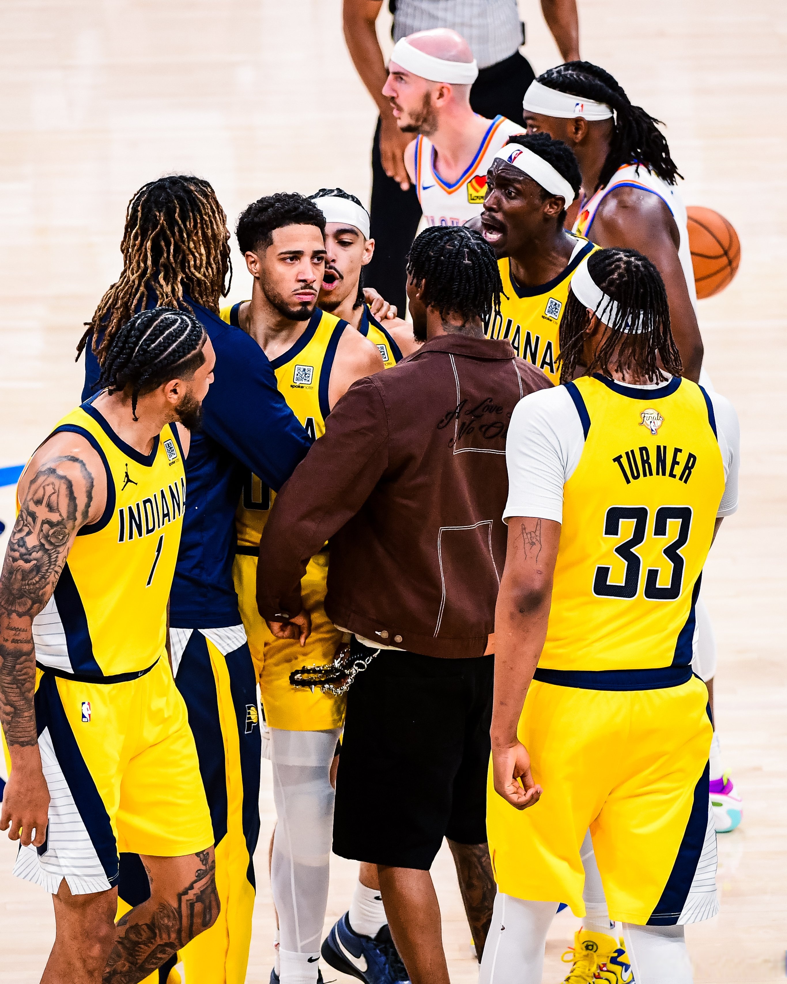 关于全明星赛倒计时,俄克拉荷马雷霆赛前回应争议,细节引发关注,质疑声仍在,心理建设被强调的信息 关于全明星赛倒计时,俄克拉荷马雷霆赛前回应争议,细节引发关注,质疑声仍在,心理建设被强调的信息