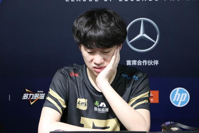 Karsa在老鹰比赛中爆冷奥兰多魔术状态回暖备战意甲，这一次真的风云突变法兰克福加时末段强势反弹的简单介绍